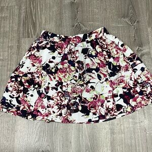 Express Floral Women's Skirt size 4